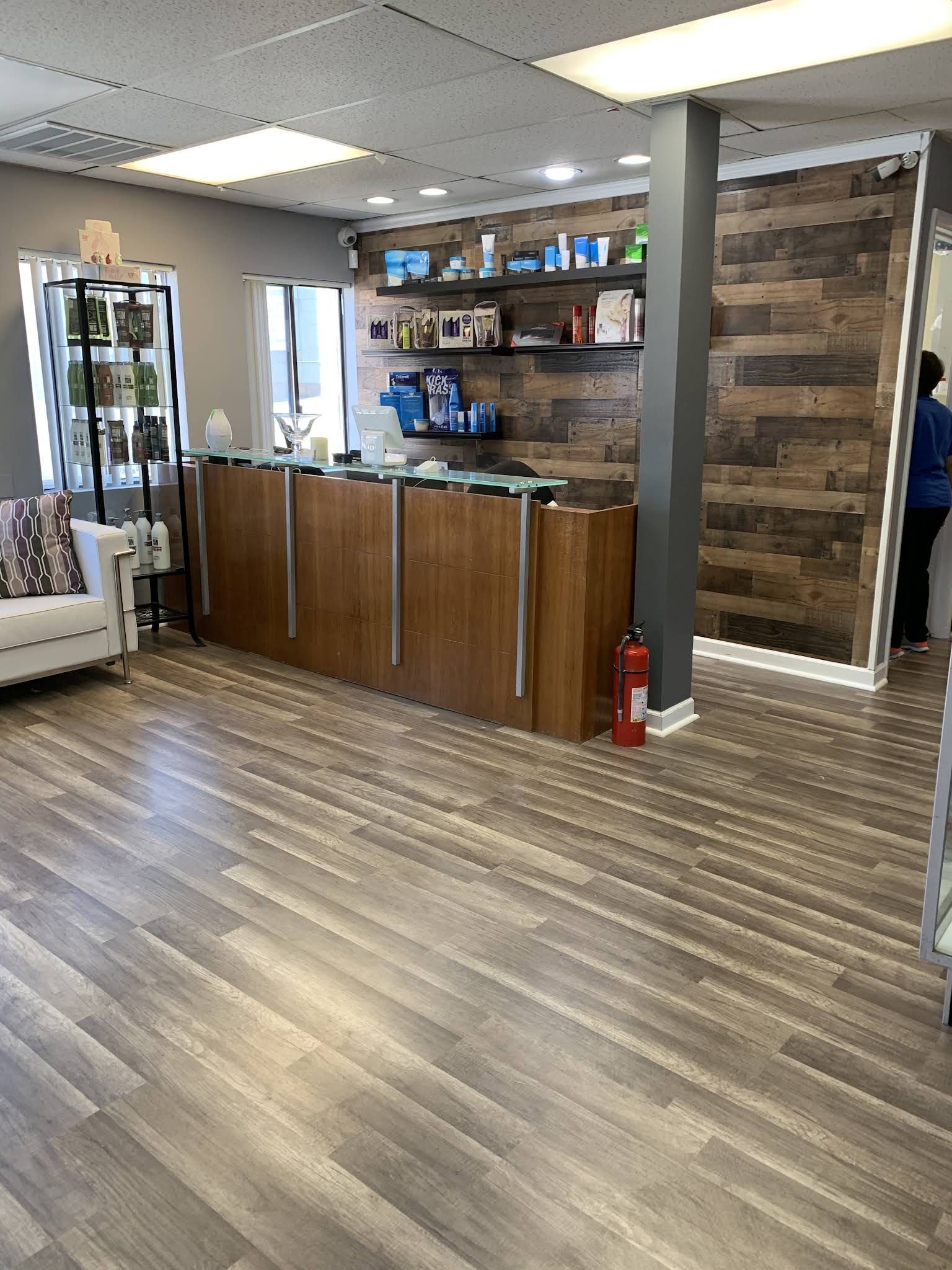 Ladis Beauty Salon gallery photo